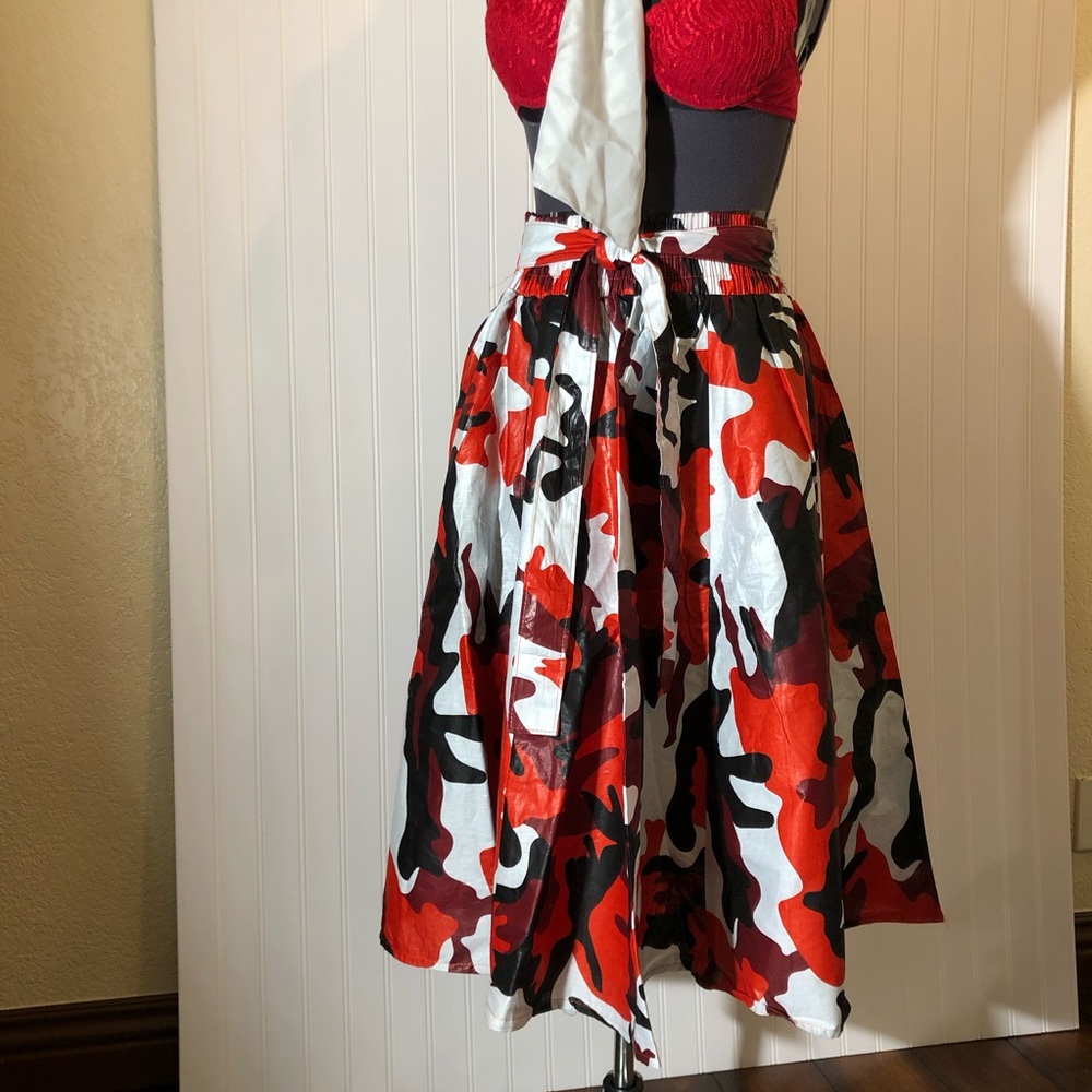 Camouflage Skirt - Picture 2 of 8